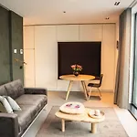 Creative Valley Nest - Luxury Rooftop Apartments